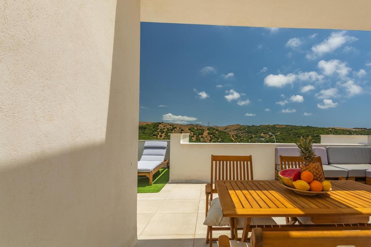 Apartment Con Terraza, Piscina Y Parking *