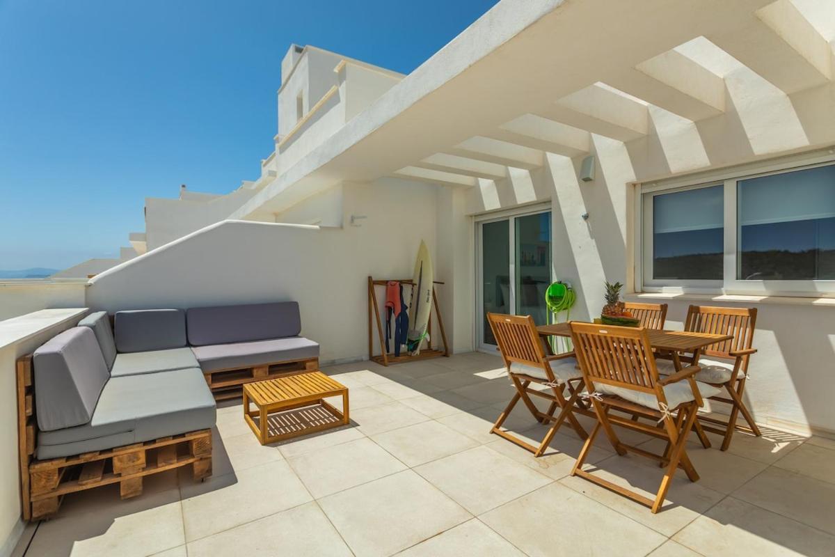 Con Terraza, Piscina Y Parking * Tarifa